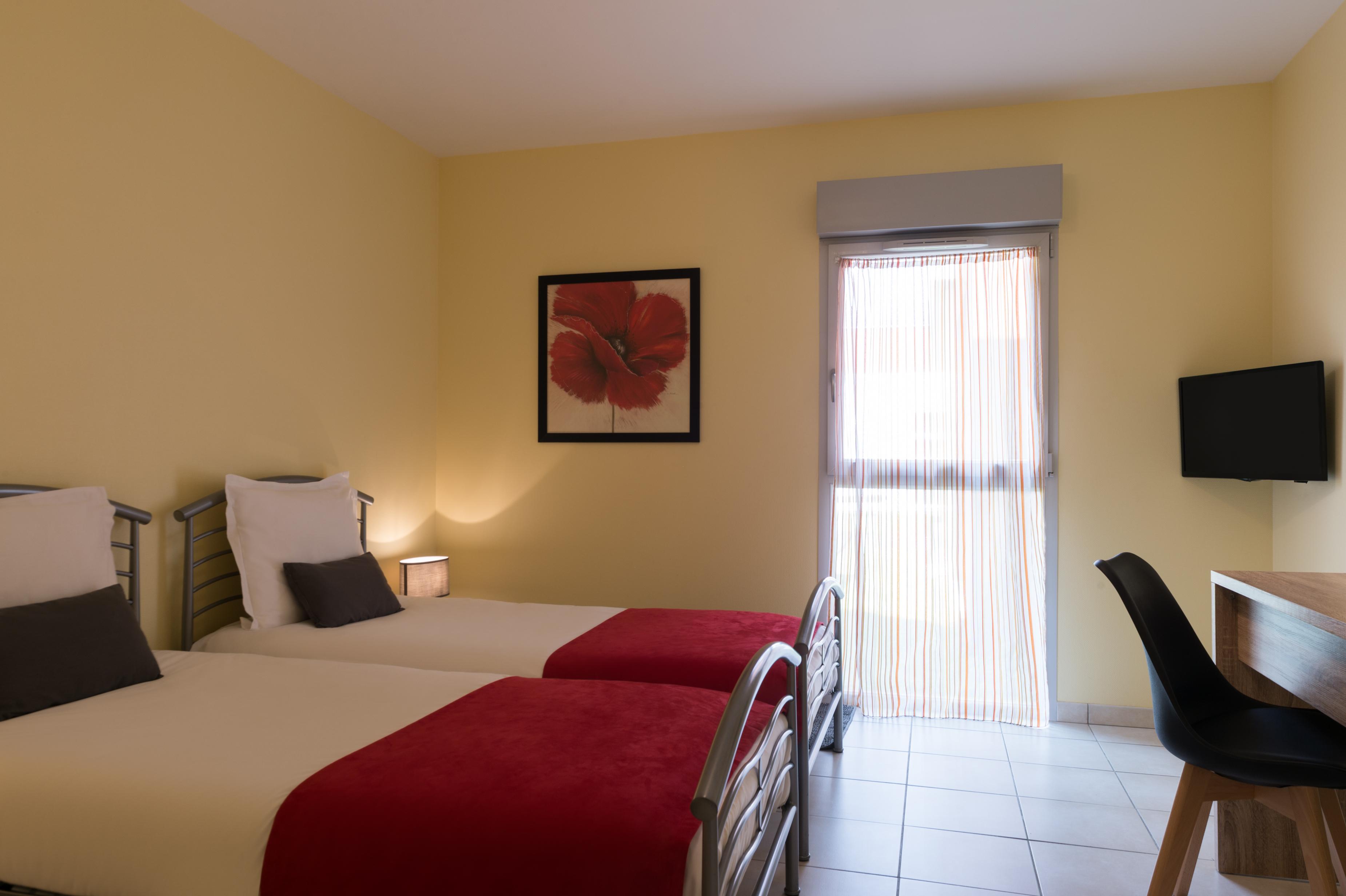 Hotel The Originals Pic Epeiche Montbazon Ngoại thất bức ảnh